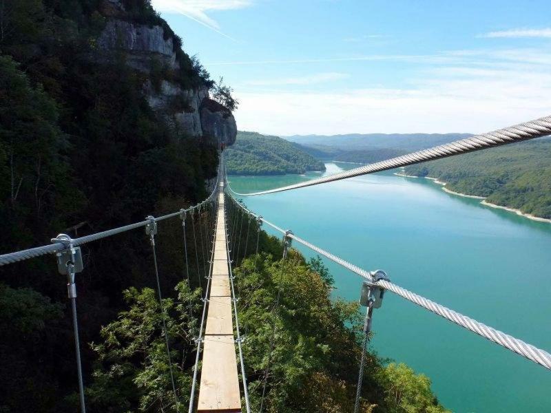 Entre Lacs Et Montagnes , Maison Individuelle,Lits Prepares, Parking Et Menage Inclus Baresia-sur-l'Ain Ngoại thất bức ảnh